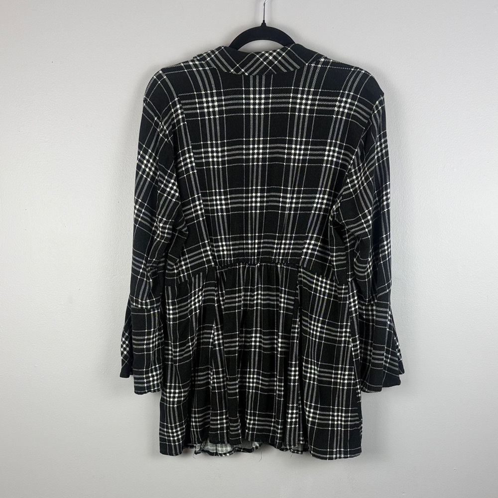 Torrid Black & White Plaid Bell Sleeve Babydoll Tunic Top - Size 0 (L/XL) - Picture 13 of 13